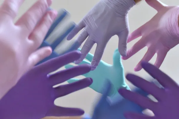 hands-in-rubber-gloves-2026-01-06-09-06-01-utc-697b6e94b6306